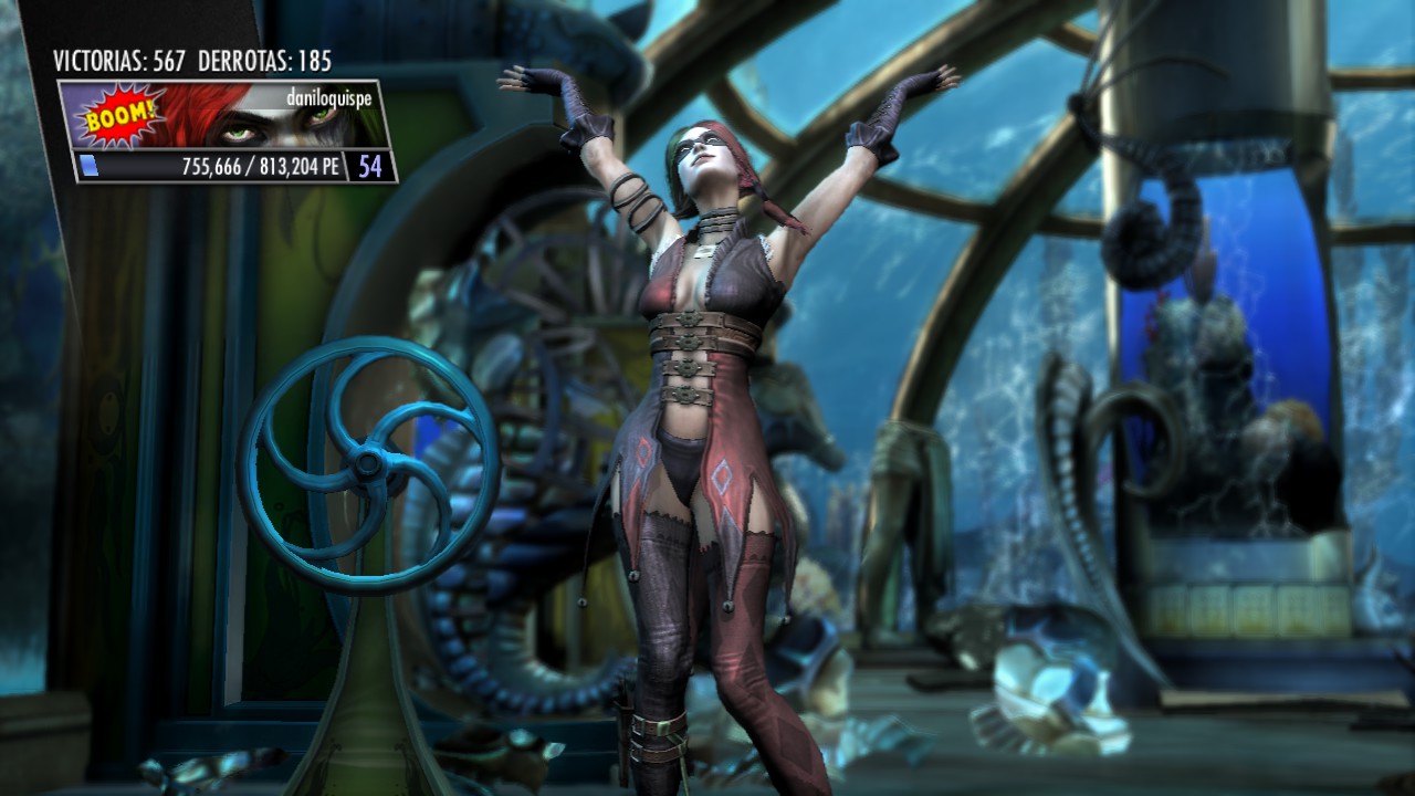 Injustice: Gods among us - Pose de victoria de Harley Quinn